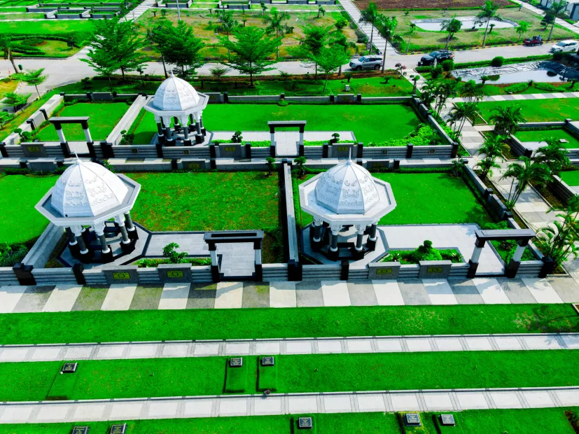 2024.12.09_Royal_Family_A-4